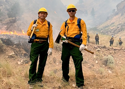 NIOSH researchers observe firefighting activities as part of the 2018 Wildland Firefighter Exposure and Health Effects (WFFEHE) study.