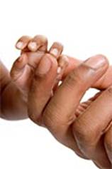 La mano del ni&ntilde;o de cartera matriz de