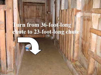 arrow pointing around turn from 36 foot long chute to 23 foot long chute