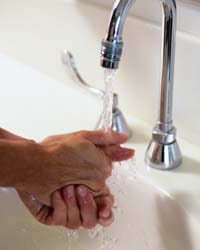 Lavado de manos con agua y jabón