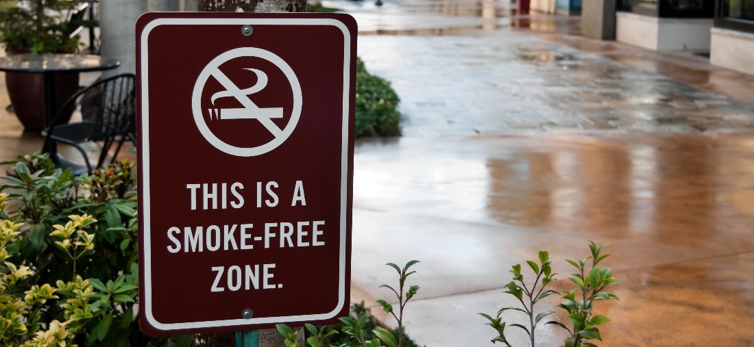sign reading "this is a smoke free zone"