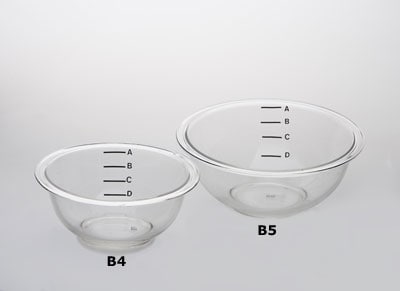 Two bowls of varying width and volume. From left to right: B4, B5