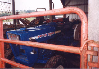 Figure l. 1965 Ford 3000.