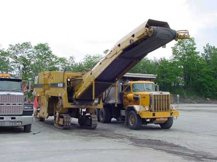 Figure 2 – Front of the milling machine involved in the incident.