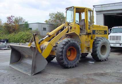 Figure 1 – Front end loader involved in the incident