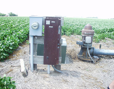 Picture #2 - Center point pivot head.