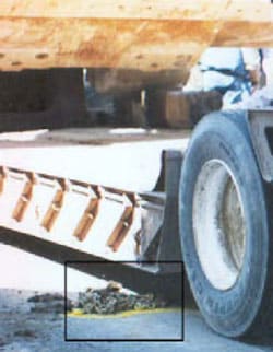 Figure 8. Long chain at trailer rear on driver’s side