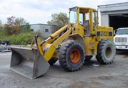 Figure 1 – Front end loader involved in the incident
