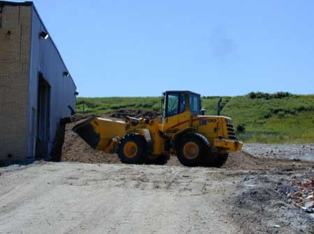 Figure 2. Payloader that was involved in the incident.
