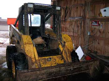 Figure 2. Skid-steer loader driven by brother.
