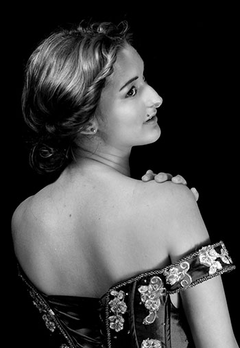 05SuzanneLambregts2web.jpg Photo of Suzanne Lambregts