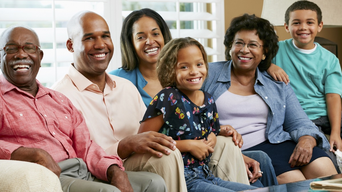 family of grandparents, parents, and grandchildren