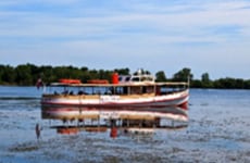 Missouri Boat Capsizes