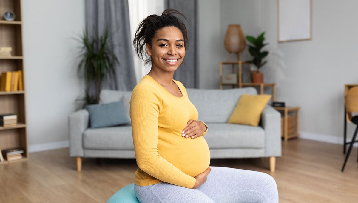 Una mujer embarazada asiÃ¡tica