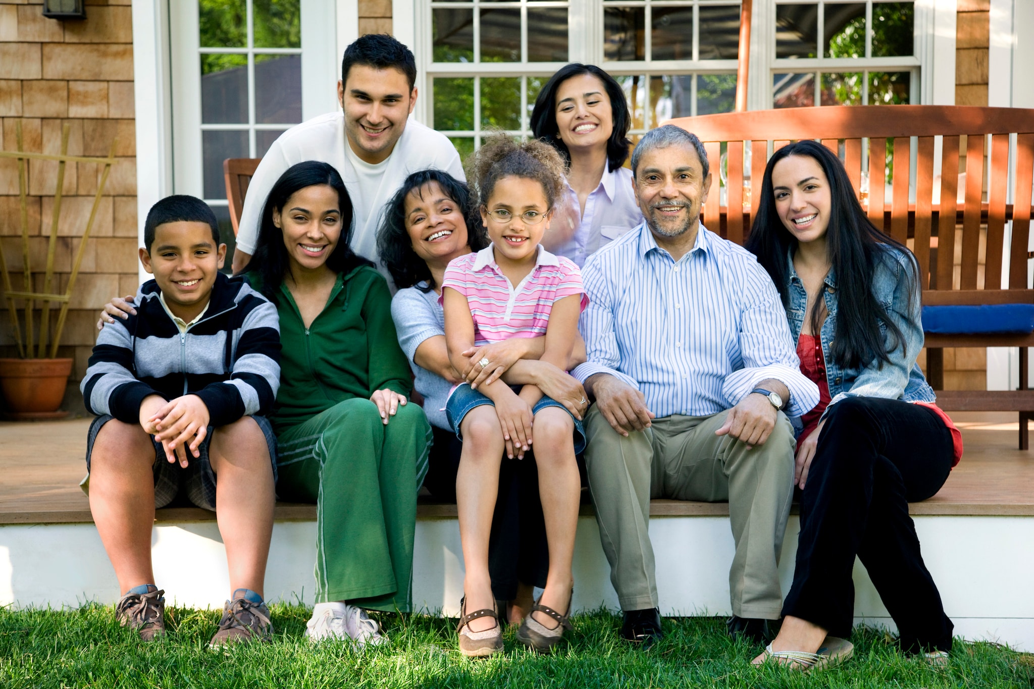 Una familia extendida étnicamente diversa 