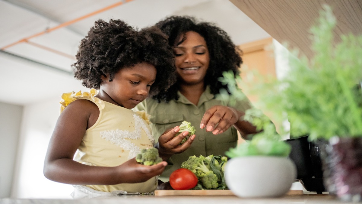 Parent and child handling produce