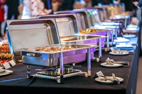 How Restaurants and Caterers Keep Food Hot and Cold in 2023