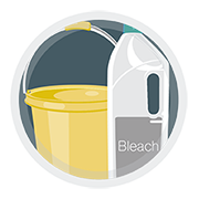 Use una solución de 1 cucharada de blanqueador con cloro (bleach) líquido en 1 galón de agua para desinfectar el refrigerador. 