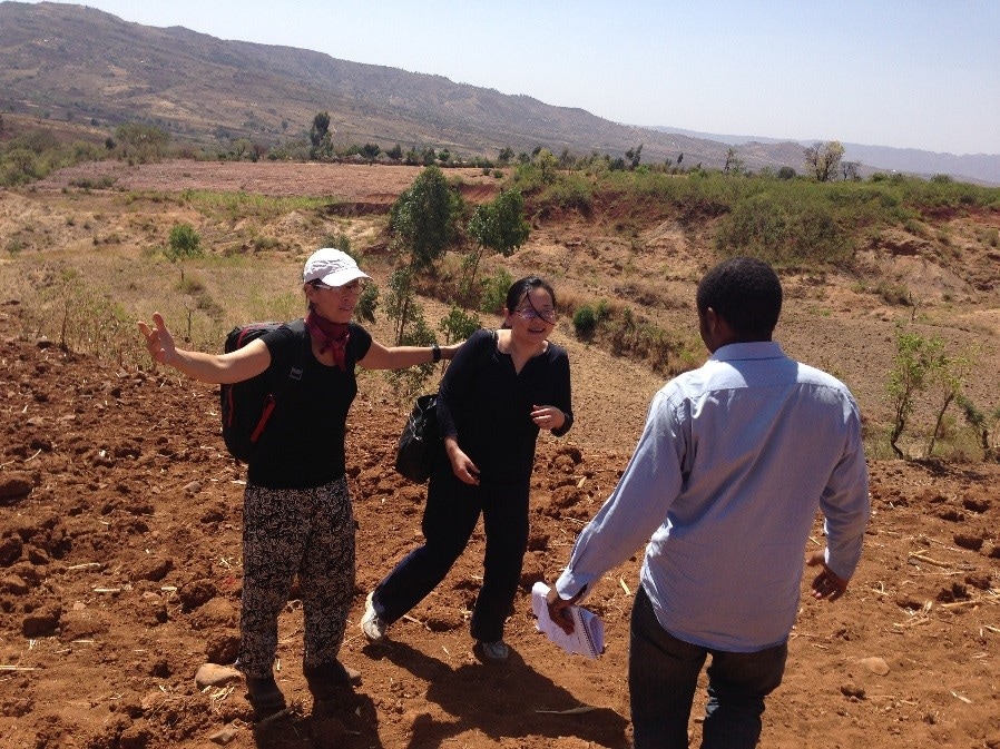 Ethiopia FETP Resident Advisor Lucy Boulanger, EIS Officer Ulzi Orshihk Luvsanshara, and FETP Resident Dereje Seyoum investigate a cluster of unexplained deaths in Konso, Ethiopia, 2015. 