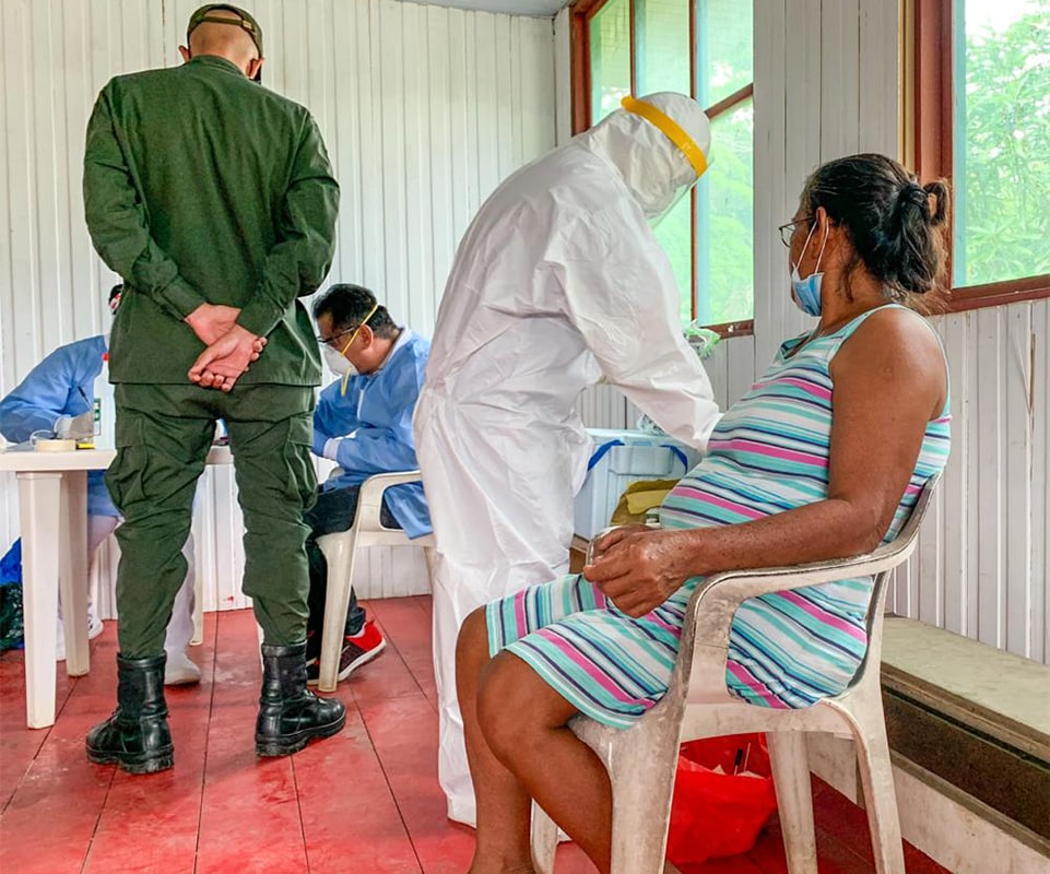 FETP residents with the Amazonas State Department of Health conducting a field investigation for COVID-19 in San Juan de Atacuari, Colombia on the Brazilian border.