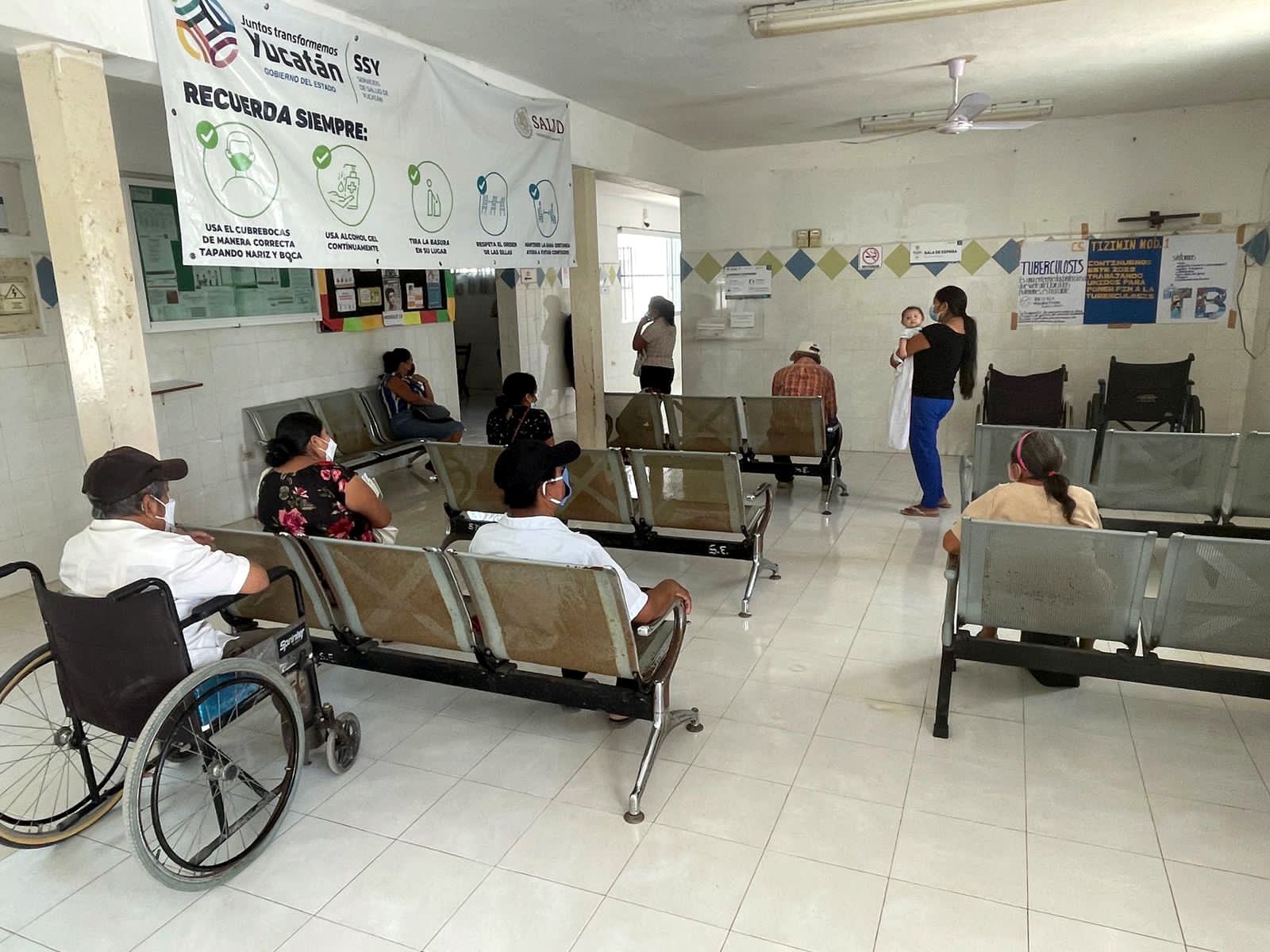 Patients waiting in the lobby of a primary care clinic in Tizimín, Yucatan, Mexico