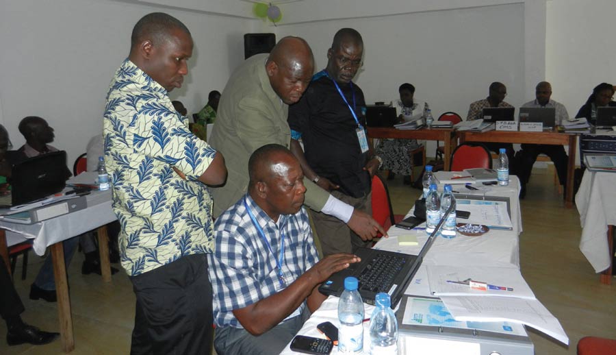 Border districts participated in teams of two, applying the principles of IDSR to Ebola surveillance and preparedness in highly interactive sessions during FETP–STEP, Yamoussoukro, Cote d’Ivoire.