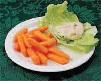 Zanahorias pequeñas con hummus