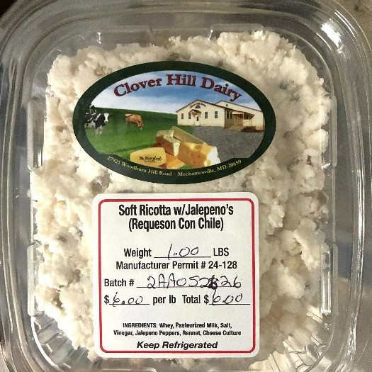 Soft Ricotta with Jalape&ntilde;os in clear, plastic container