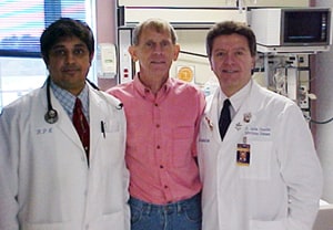 Stuart Ver Wys (center) visiting the Intensive Care Unit where he was treated, and two of his physicians, Dr. Mohamed Sarwar (left) and Dr. Carlos M. Choucino (right).