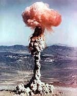 Image of a mushroom cloud from nuclear explosion
