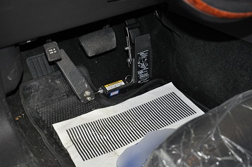 Ford-300dpi.jpg Photo of handicapped-accessible brake and accelerator pedals. Photo courtesy of Kentucky OSHA.