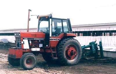 Photo 2– Tractor in position with attached pump to agitate manure slurry.