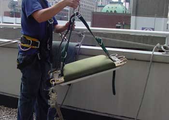 Figure 2. Similar rope descent system with a seat board