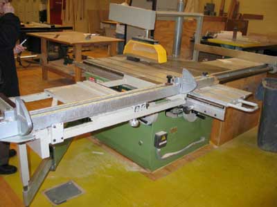 Table saw with sliding table involved in the incident
