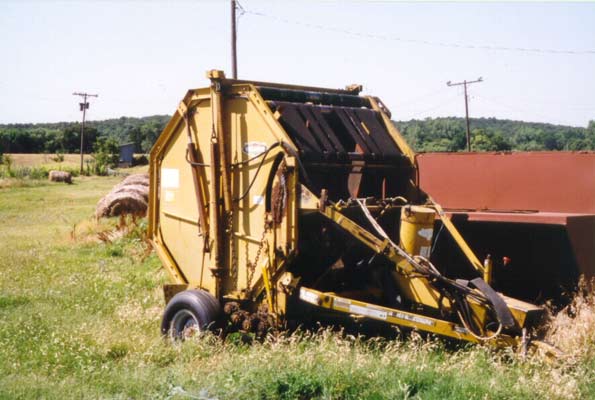 round hay baler  involved in incident