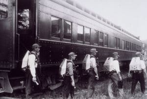 image of USBM safety and rescue railcar with rescue workers