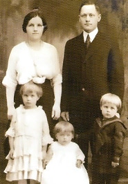 Felicia and Joseph Garas with their young children, left-to-right, Sophia, Stanley, and Joseph Jr.