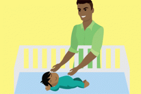 Su bebé está más seguro cuando duerme boca arriba. Coloque al bebé en su propio espacio para dormir (p. ej., una cuna portátil o un moisés), sin almohadas, mantas o juguetes.