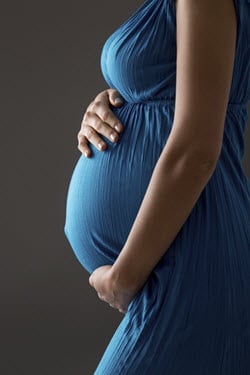 https://www.cdc.gov/reproductivehealth/images/maternal-infant-health/tobacco/tobacco-use-pregnancy-woman-carrying-250px.jpg
