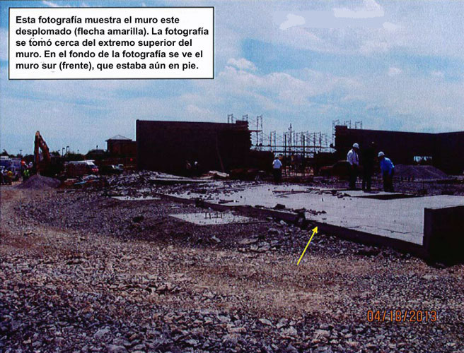 Fotografía 5. Muro derrumbado. Fotografía 5. Muro derrumbado.