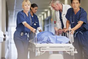 Manejo de la fatiga en tiempos de crisis: Directrices para enfermeros, administradores y otros trabajadores de atención médica