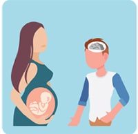 Mujer embarazada y niño