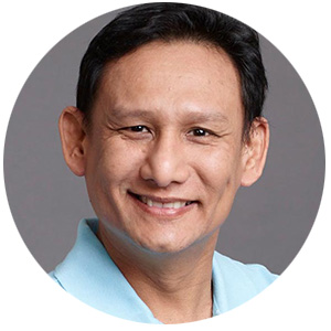 rico-tips-circle-headshot-300x300 Rico