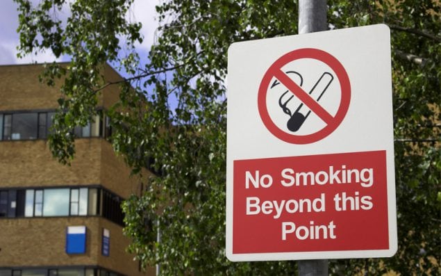 No smoking street sign