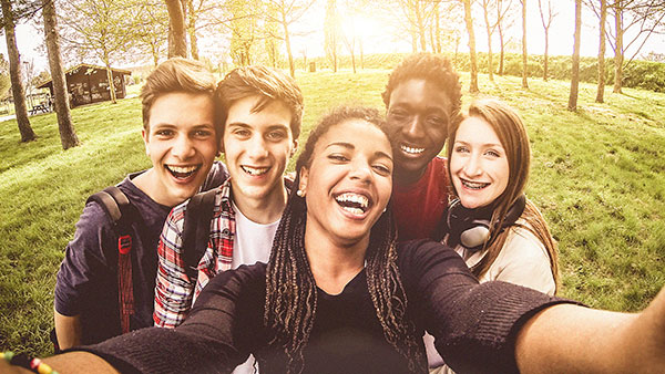 Reducing Health Risks Among Youth | Reducing Health Risks Among Youth | CDC